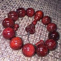 佛珠手串等高端文玩
